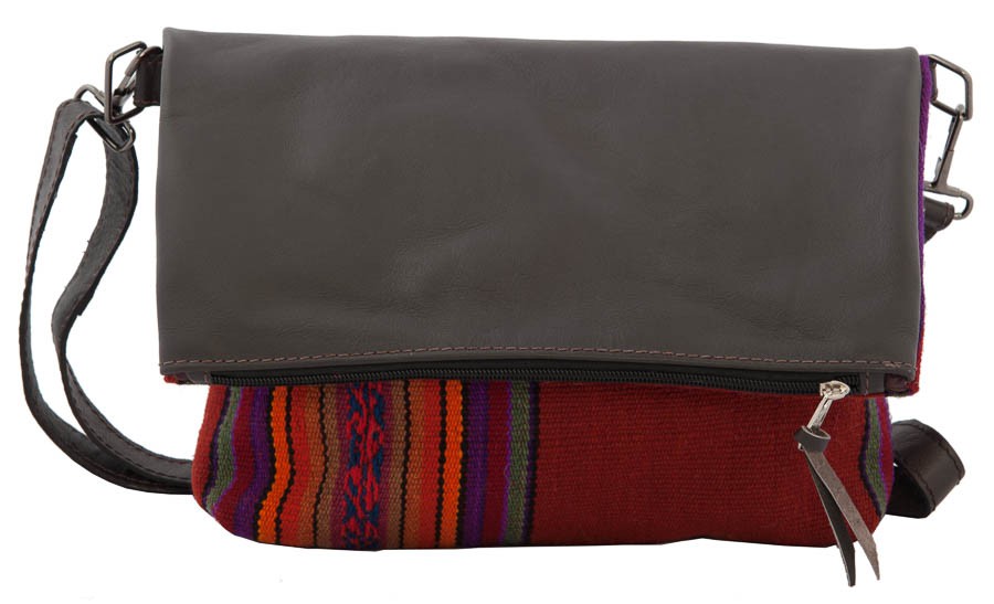 Bolso bandolera aguayo y cuero de llama
